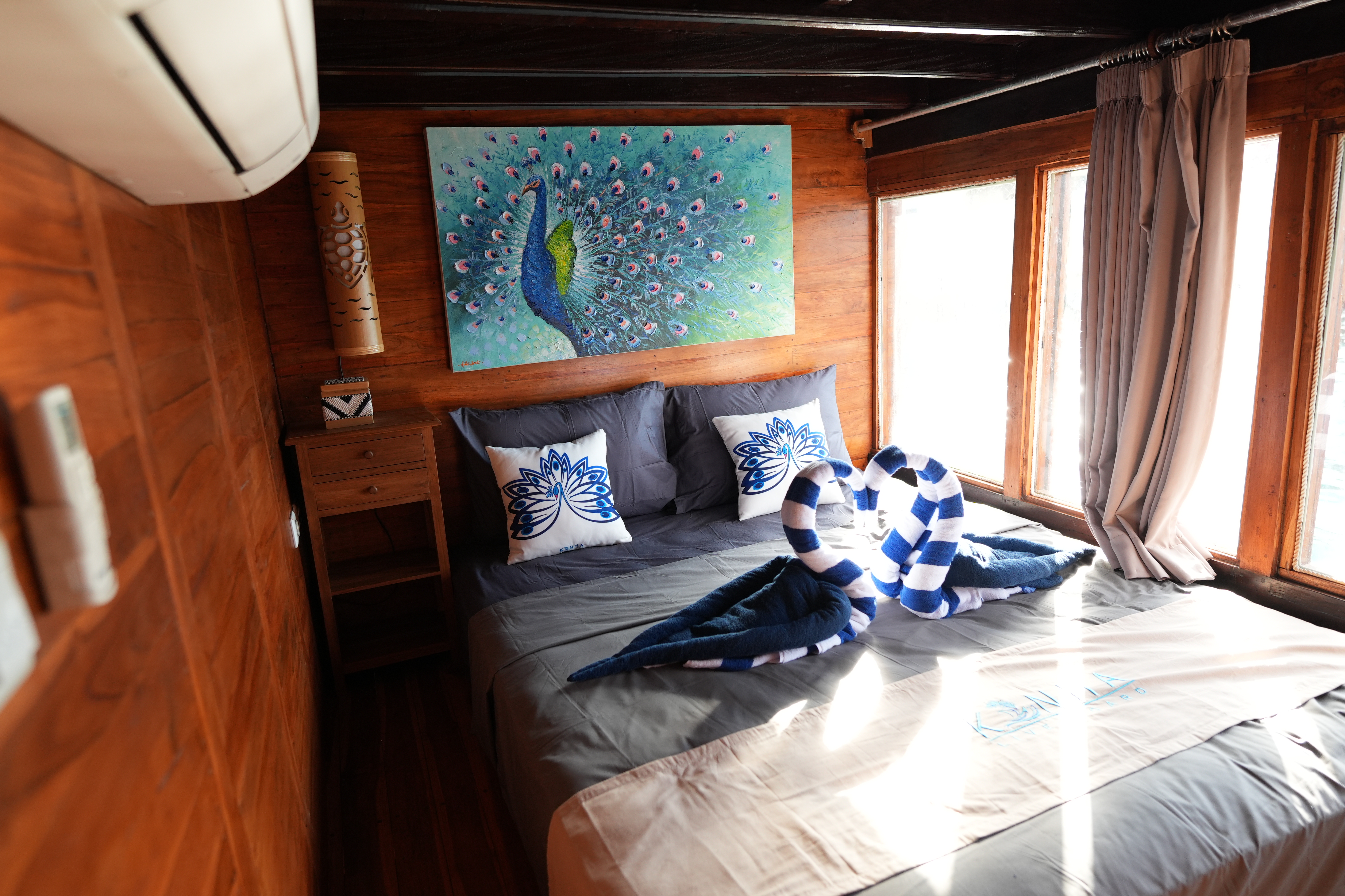 Deluxe Private Cabin